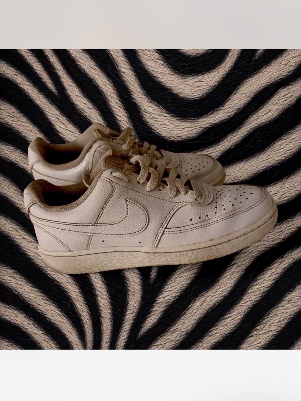 Nike Women's Low-Top Sneakers in Beige